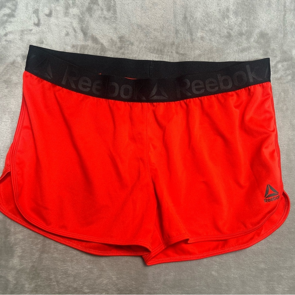 Reebok Speedwick Short Shorts Women’s Medium Red Running Lightweight